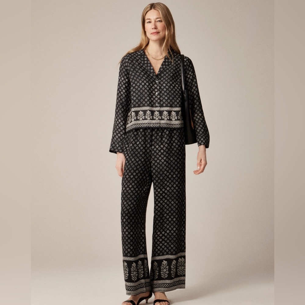 J.Crew Cropped Stratus pant in block print Faded Black Size L